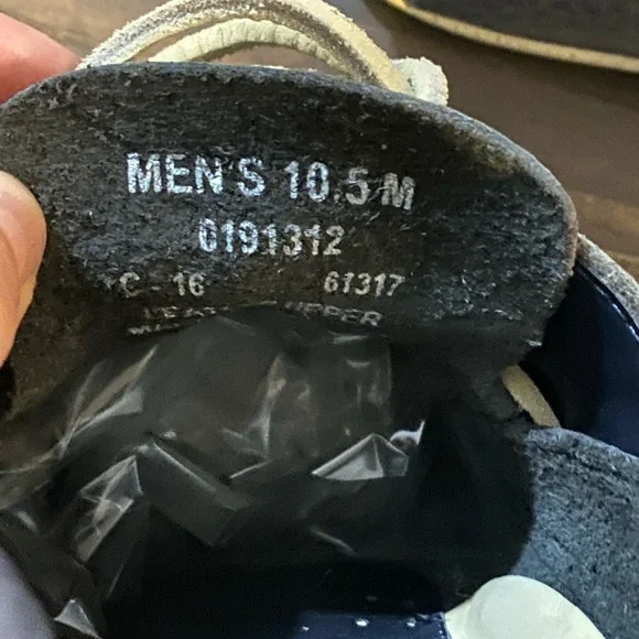 Sperry Original Navy Leather Boat Shoes - Picture 7 of 9